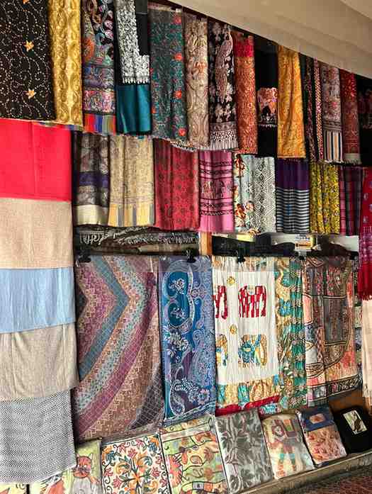 Best Souvenirs to Buy in Nepal